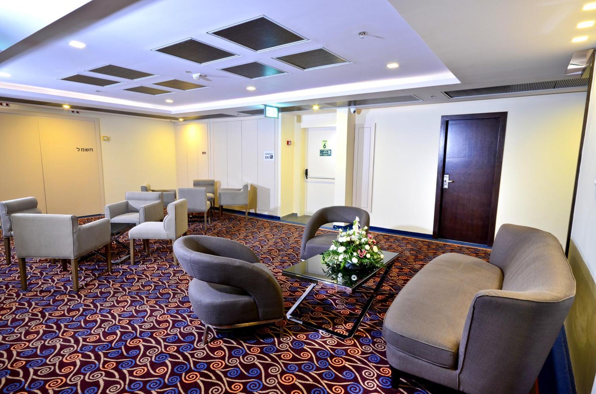 Golden Crown Old City Hotel Nazareth Ngoại thất bức ảnh