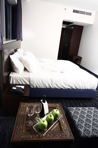 Golden Crown Old City Hotel Nazareth Ngoại thất bức ảnh